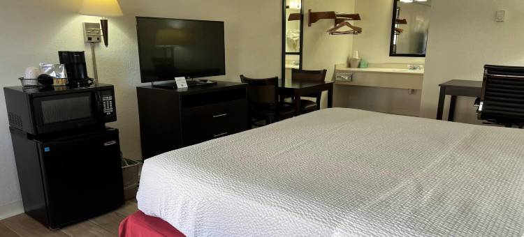 奥佛兰公园戴斯酒店(Days Inn by Wyndham Overland Park/Metcalf/Convention Center)图片