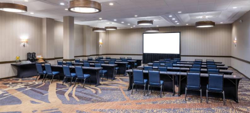 西雅图贝尔维尤希尔顿希尔顿安泊酒店(Embassy Suites by Hilton Seattle Bellevue)图片