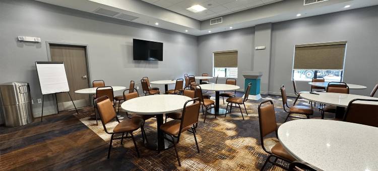贝斯特韦斯特优质费尔公园东酒店(Best Western Plus Fair Park East)图片