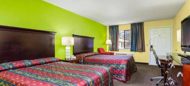 Hotel O 波特兰经济型宾馆，靠近I-65(Budget Host Inn by Hotel O Portland Near I-65)图片