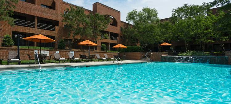 夏洛特南方公园希尔顿逸林酒店(DoubleTree Suites by Hilton Hotel Charlotte-Southpark)图片