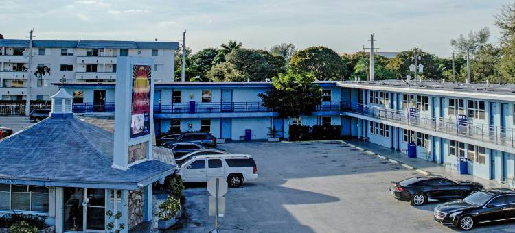 Leeward汽车旅馆由Capital O北迈阿密海滨(Leeward Motel By Capital O North Miami Beachside)图片