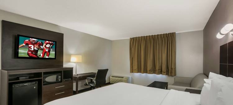 诺克斯维尔西锡达布拉夫红顶 PLUS+套房酒店(Red Roof Plus+ & Suites Knoxville West - Cedar Bluff)图片