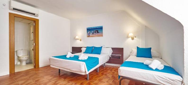 托雷登巴拉雀客旅馆酒店(Checkin Torredembarra)图片