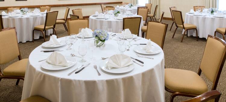 诺沃德波士顿欢朋酒店(Hampton Inn Boston-Norwood)图片