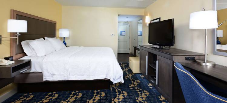 罗克斯伯勒欢朋酒店(Hampton Inn Roxboro)图片