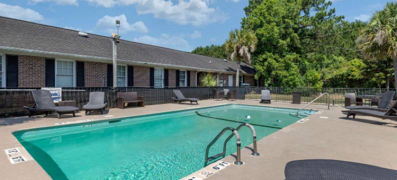 大学郊区开放式客房(Suburban Studios at the University)图片