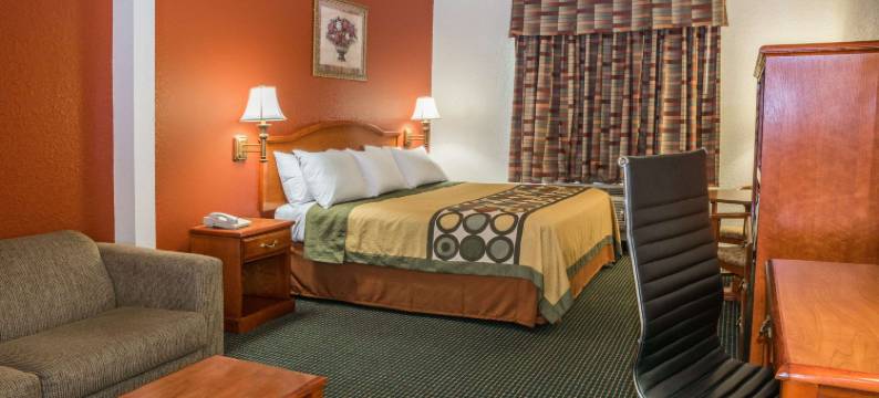 布鲁克希尔速8酒店(Super 8 by Wyndham Brookshire TX)图片