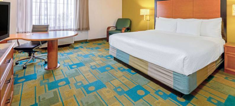 盐湖城机场拉昆塔温德姆套房酒店(La Quinta Inn & Suites by Wyndham Salt Lake City Airport)图片