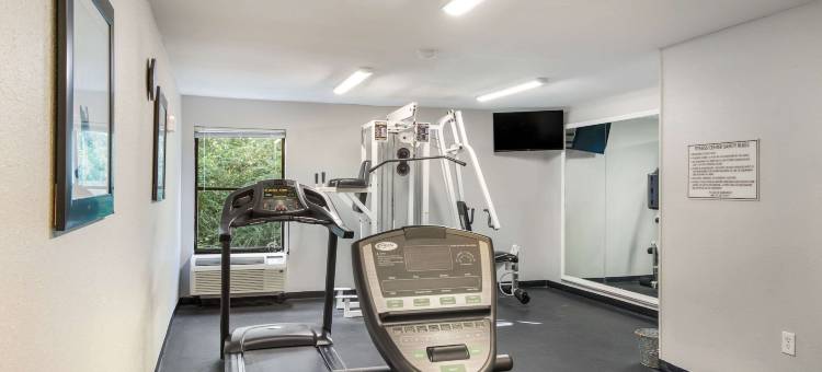 凯艺酒店-近彻里波因特MCAS(Quality Inn Near Mcas Cherry Point)图片