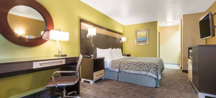 卡尔斯巴德温德姆戴斯酒店(Days Inn by Wyndham Carlsbad)图片