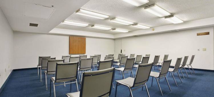 布埃纳帕克戴斯酒店(Days Inn by Wyndham Buena Park)图片