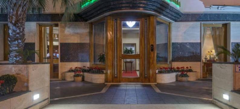 阿斯图拉宫酒店(Astura Palace Hotel)图片