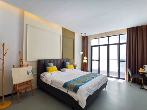 在海边海钓主题民宿(铺东路分店)