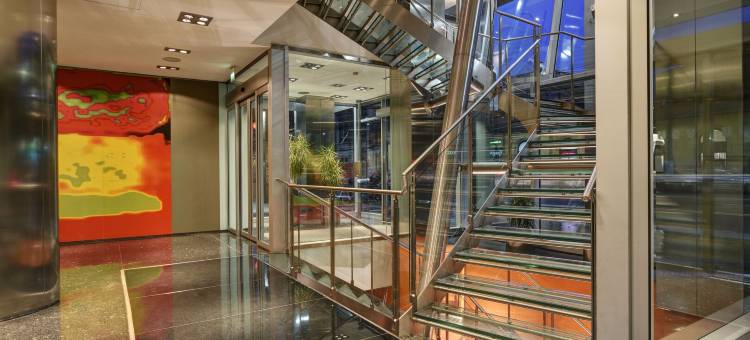 博洛尼亚中心乌纳酒店(UNA Hotels Bologna Centro)图片