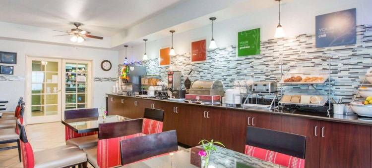 舒适套房酒店(Comfort Suites)图片