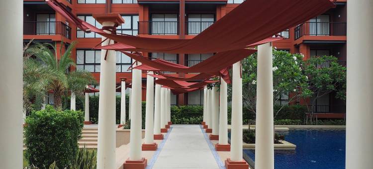 华欣布鲁洛克泳池景观酒店(Bluroc Huahin Pool View)图片