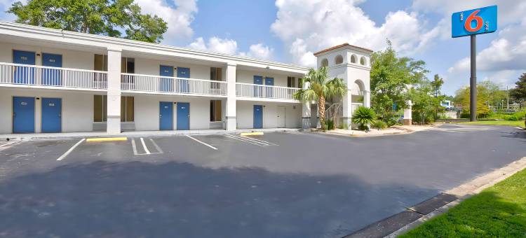 佛罗里达州盖恩斯维尔的Studio 6酒店(Studio 6 Gainesville, FL)图片