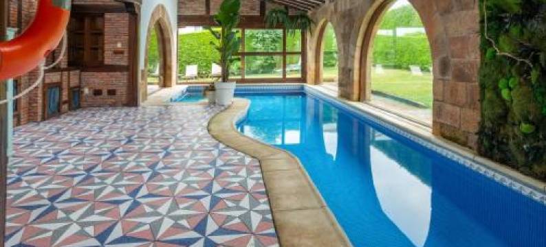 翡翠奢华别墅酒店(Luxury Villa Esmeralda)图片