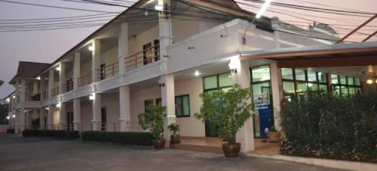 甲民武里普苏克酒店(Poon Suk Hotel Kabin Buri)图片