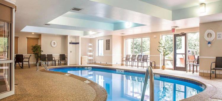 西沃里克 - 普罗维登斯舒适套房酒店(Comfort Suites West Warwick - Providence)图片