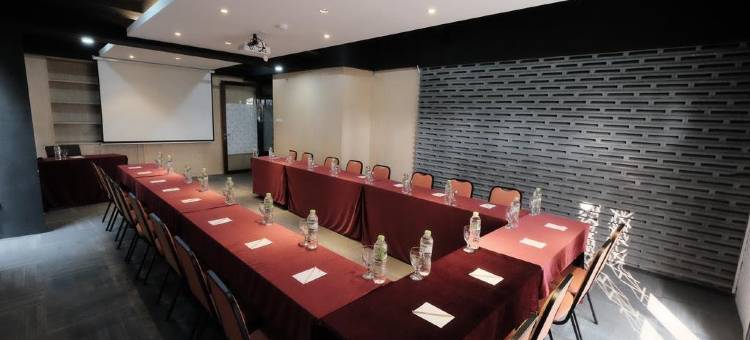 那敏达戈酒店(Namin Dago Hotel)图片