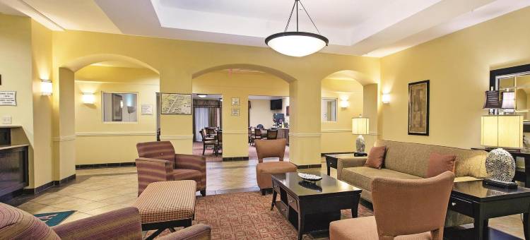 杜马拉昆塔温德姆套房酒店(La Quinta Inn & Suites by Wyndham Dumas)图片