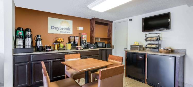坦纳斯维尔戴斯酒店(Days Inn by Wyndham Tappahannock)图片