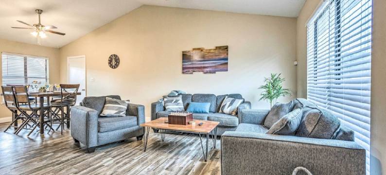 沿海家庭住宅，距离彭萨科拉海滩16英里!(Coastal Family Home, 16 Mi to Pensacola Beach!)图片