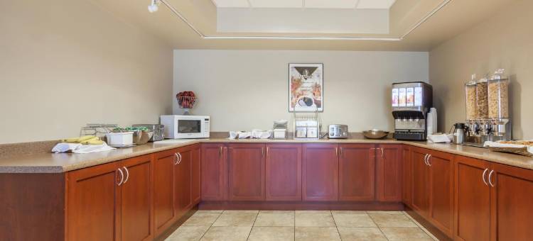 阿博茨福德温德姆速8酒店(Super 8 by Wyndham Abbotsford BC)图片