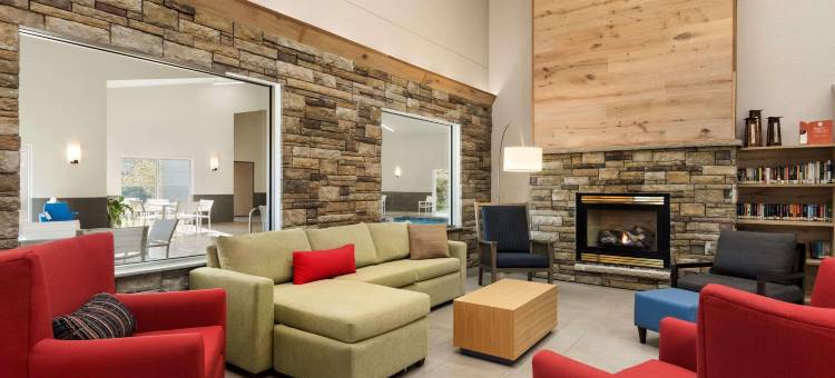 普拉特维尔乡村酒店及套房(Country Inn & Suites by Radisson, Platteville, WI)图片