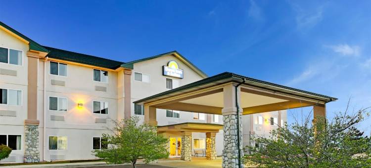 城堡石温德姆戴斯套房酒店(Days Inn & Suites by Wyndham Castle Rock)图片