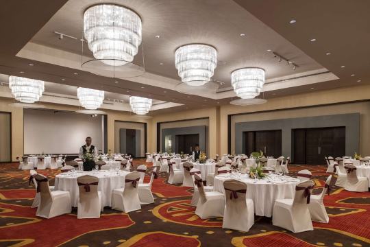 Kempinski Hotel Gold Coast City Accra Over view