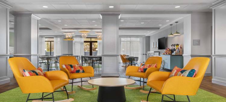 Spark by Hilton Charlotte Tyvola I-77图片