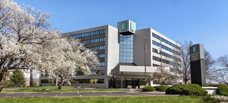 堪萨斯城奥佛兰公园希尔顿安泊酒店(Embassy Suites by Hilton Kansas City Overland Park)图片