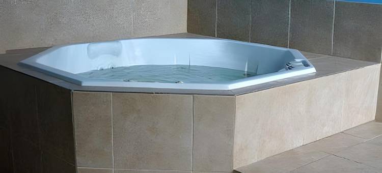 斯科特堡温德姆速 8 酒店(Super 8 by Wyndham Fort Scott)图片