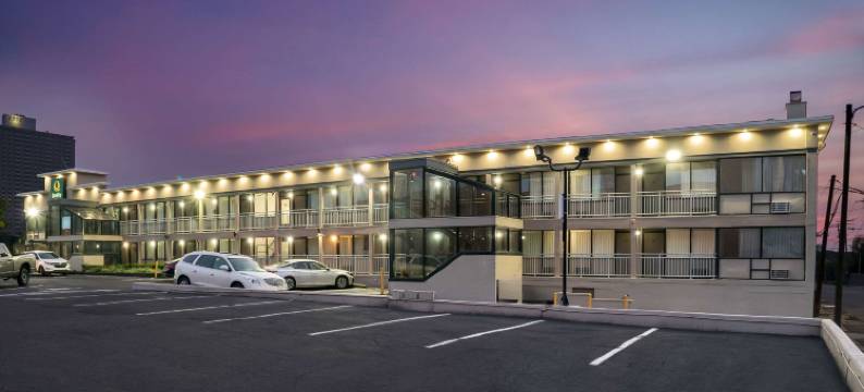 底特律市中心凯艺酒店(Quality Inn Detroit Downtown)图片