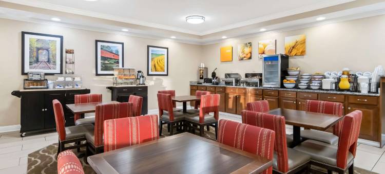 希伯伦洛厄尔区舒适酒店(Comfort Inn Hebron-Lowell Area)图片