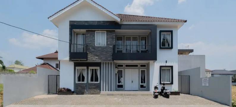 坦格朗斯塔利兹卡拉瓦茨城市景观酒店(Urbanview Hotel Stariez Karawaci Tangerang by RedDoorz)图片