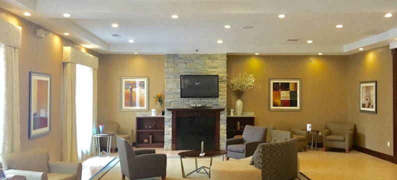 大急流城机场温德姆花园酒店(Wyndham Garden Grand Rapids Airport)图片