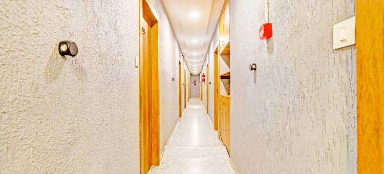 Collection O Adajan Formerly Hotel Western Inn图片