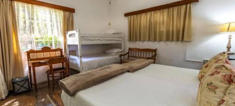 HH 820 Accommodation图片