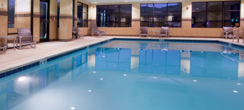 智选假日套房酒店洛根(Holiday Inn Express & Suites LOGAN by IHG)图片