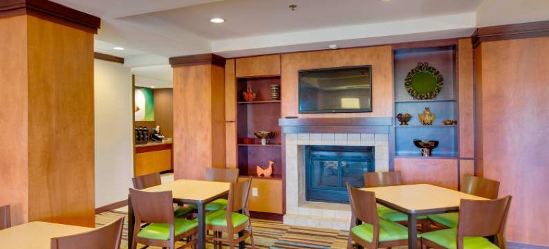 万枫酒店及套房南山I-85(Fairfield Inn & Suites South Hill I-85)图片