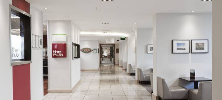 伦敦盖特威克机场假日酒店(Holiday Inn London - Gatwick Airport)图片