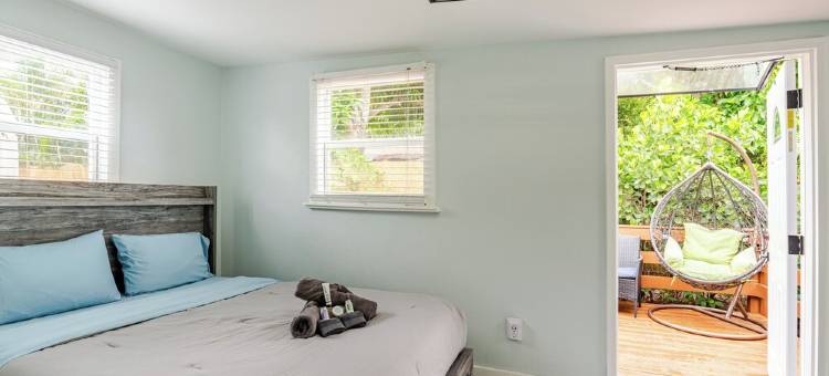 Palm Beach Charm - Hot Tub, Bikes & More! Completely Renovated!图片