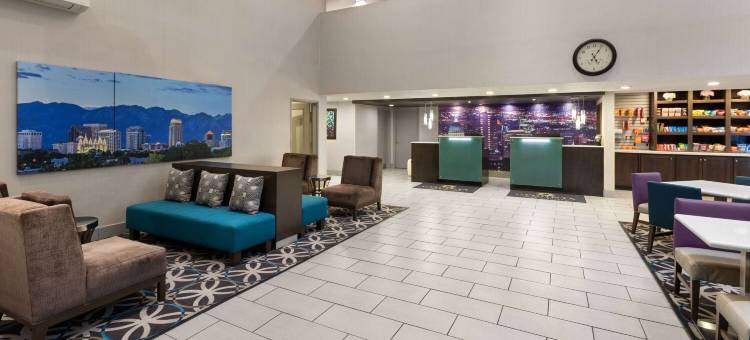 北奥勒姆拉昆塔温德姆套房酒店(La Quinta Inn & Suites by Wyndham North Orem)图片