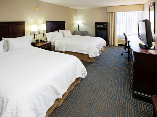 希尔顿欢朋酒店-伊丽莎白敦镇