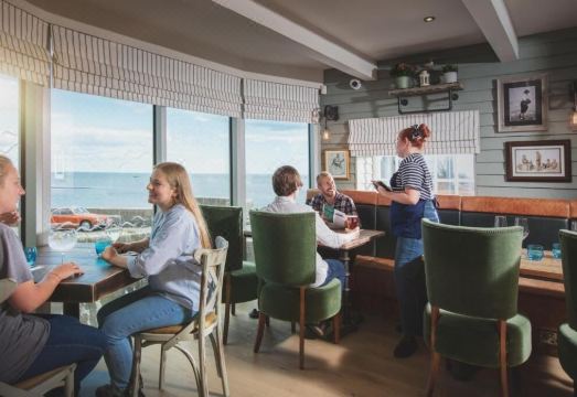 Rock Point Inn Hotel Overview