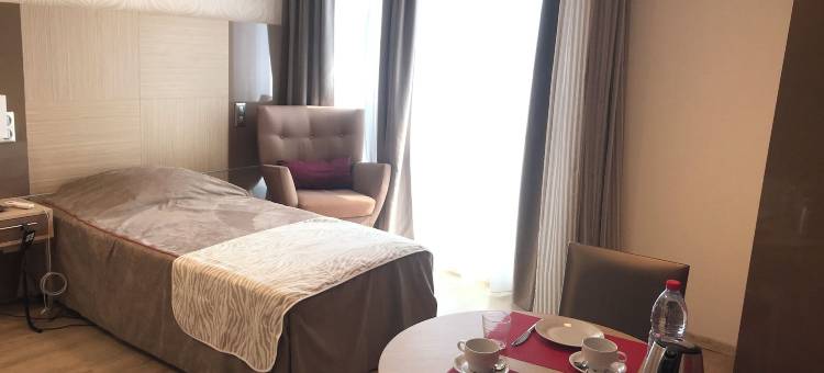 Zenao 巴黎克罗伊克斯德沙沃(Zenao Montreuil Croix de Chavaux)图片